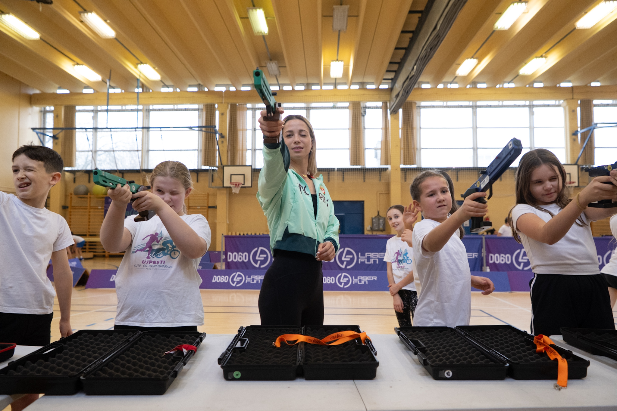 Gulyás Michelle volt a Laser Fun testnevelésóra sztárvendége